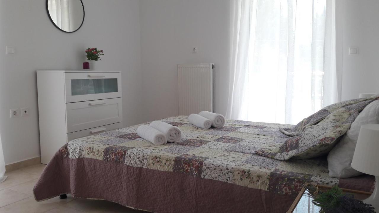 Theasis House Appartement Khelmáta Buitenkant foto
